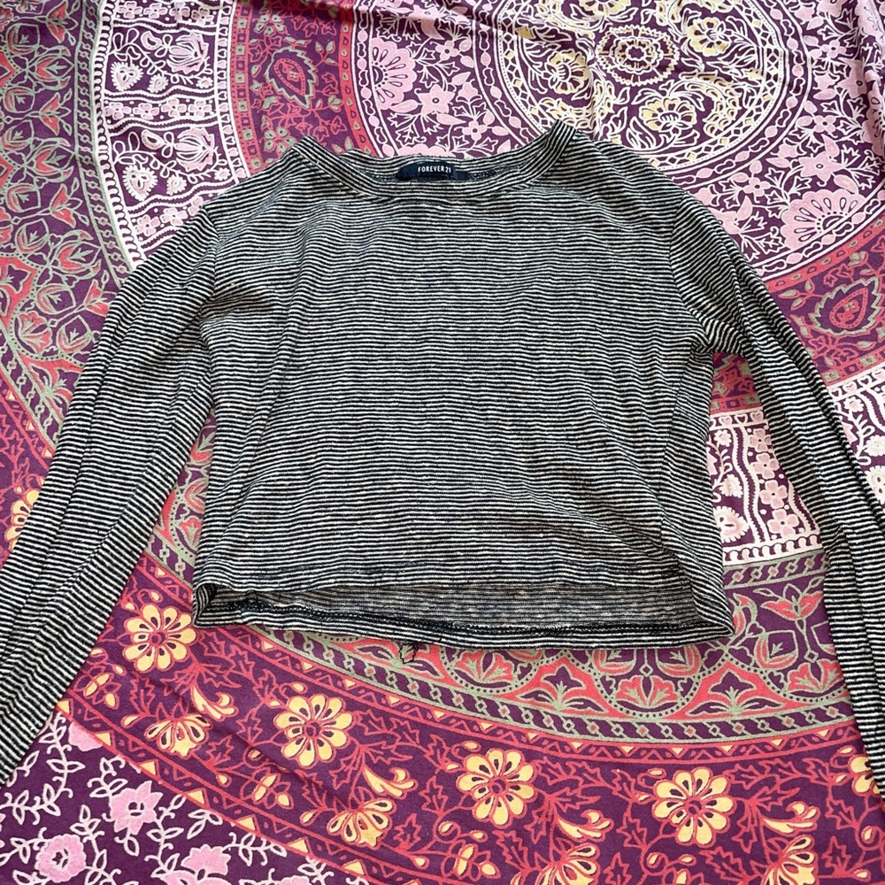 Striped cropped long sleeve